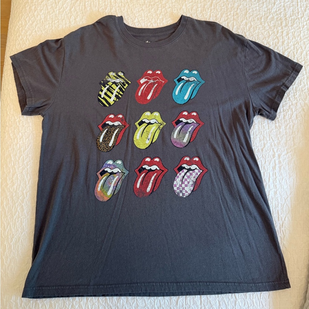 Rolling Stones Graphic Tee - Picture 3 of 8